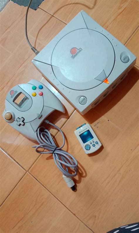 SEGA Dreamcast Video Game Consoles for sale .